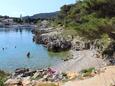 Der Strand Sv. Martin im Ort Mali Lošinj, Lošinj.