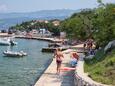 Der Strand  im Ort Šilo, Krk.