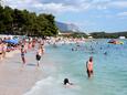 La plage Ratac en ville Makarska, Makarska.