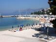 Der Strand Nikolina im Ort Baška Voda, Makarska.