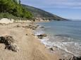 Plaža čempresa strand Bol településen, Brač.