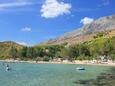 Der Strand  im Ort Duće, Omiš.