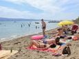 Der Strand  im Ort Duće, Omiš.