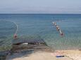 Der Strand Veli Majakovac im Ort Sutivan, Brač.