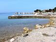 La plage  en ville Jakišnica, Pag.