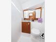 WC with a shower Yacht charter Dufour 412 GL | C-SY-4239 - WC with a shower