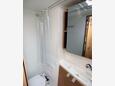 WC se sprchou Pronájem lodí Excess 12 | C-SY-4073 - WC se sprchou