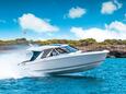 Plavidlo při navigaci Pronájem lodí Greenline NEO HT | C-MB-4267 - Plavidlo při navigaci