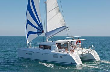 Yacht charter Lagoon 421 | C-SY-4182