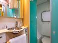 Baño con ducha Alquiler de barco Lagoon 500 | C-SY-3186 - Baño con ducha