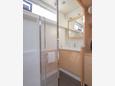Baño con ducha Alquiler de barco Lagoon 52 | C-SY-3765 - Baño con ducha
