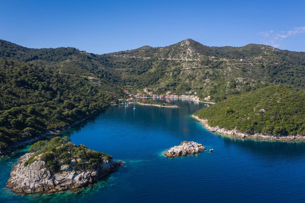 dovolen Mljet