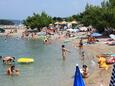 Kornić, les plages en autour - la côte Krk.