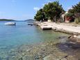 Brodarica, les plages en autour - la côte Šibenik.