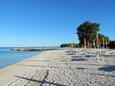 Banjole, les plages en autour - la côte Pula.