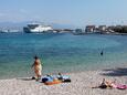 Splitska, les plages en autour - la côte Brač.