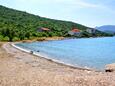 Drače, les plages en autour - la côte Pelješac.