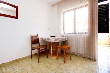 Dining room Marina, Dining room in the studio-apartment, WIFI.