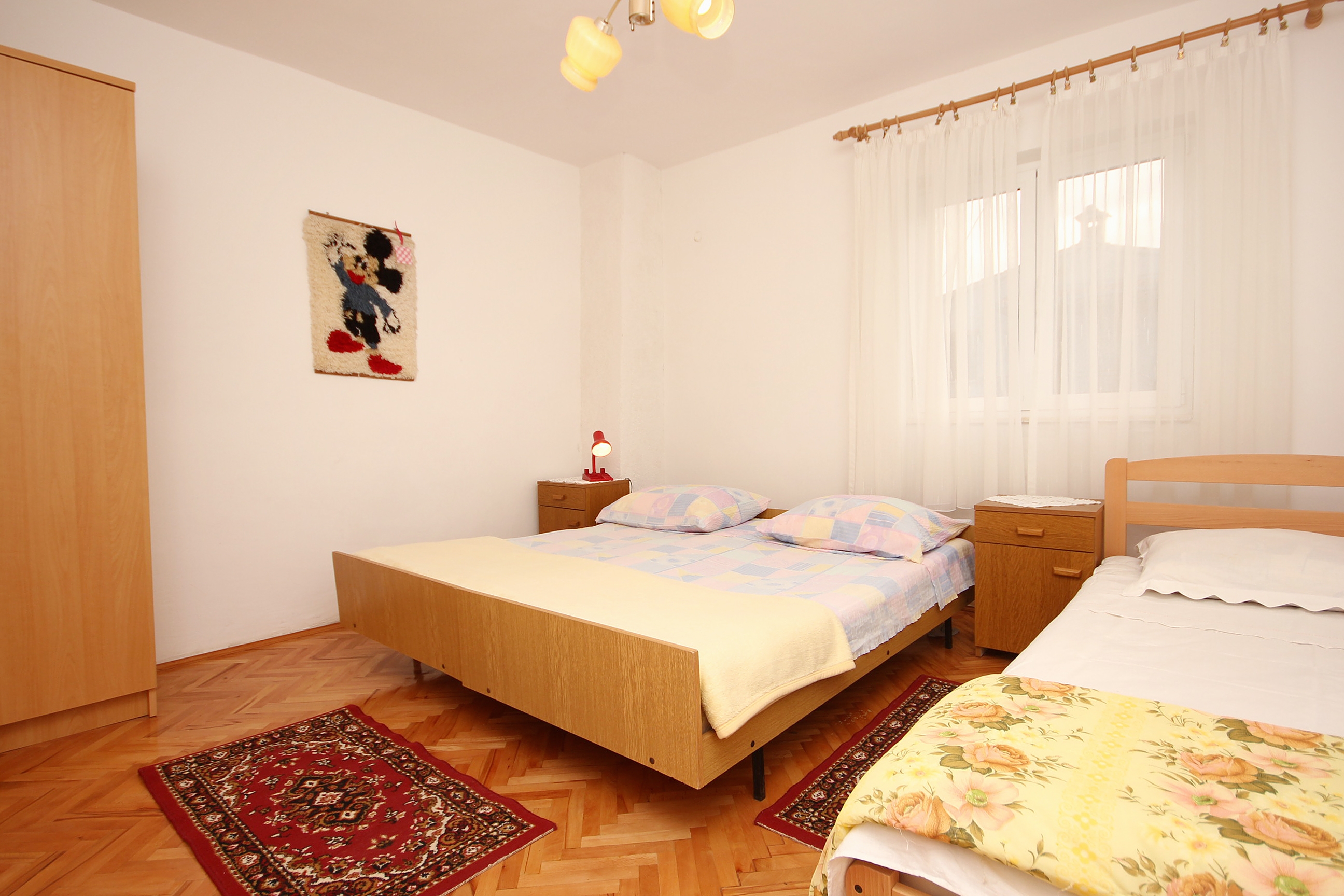 Four bedroom apartment near beach Vinišće, Trogir  A-a
