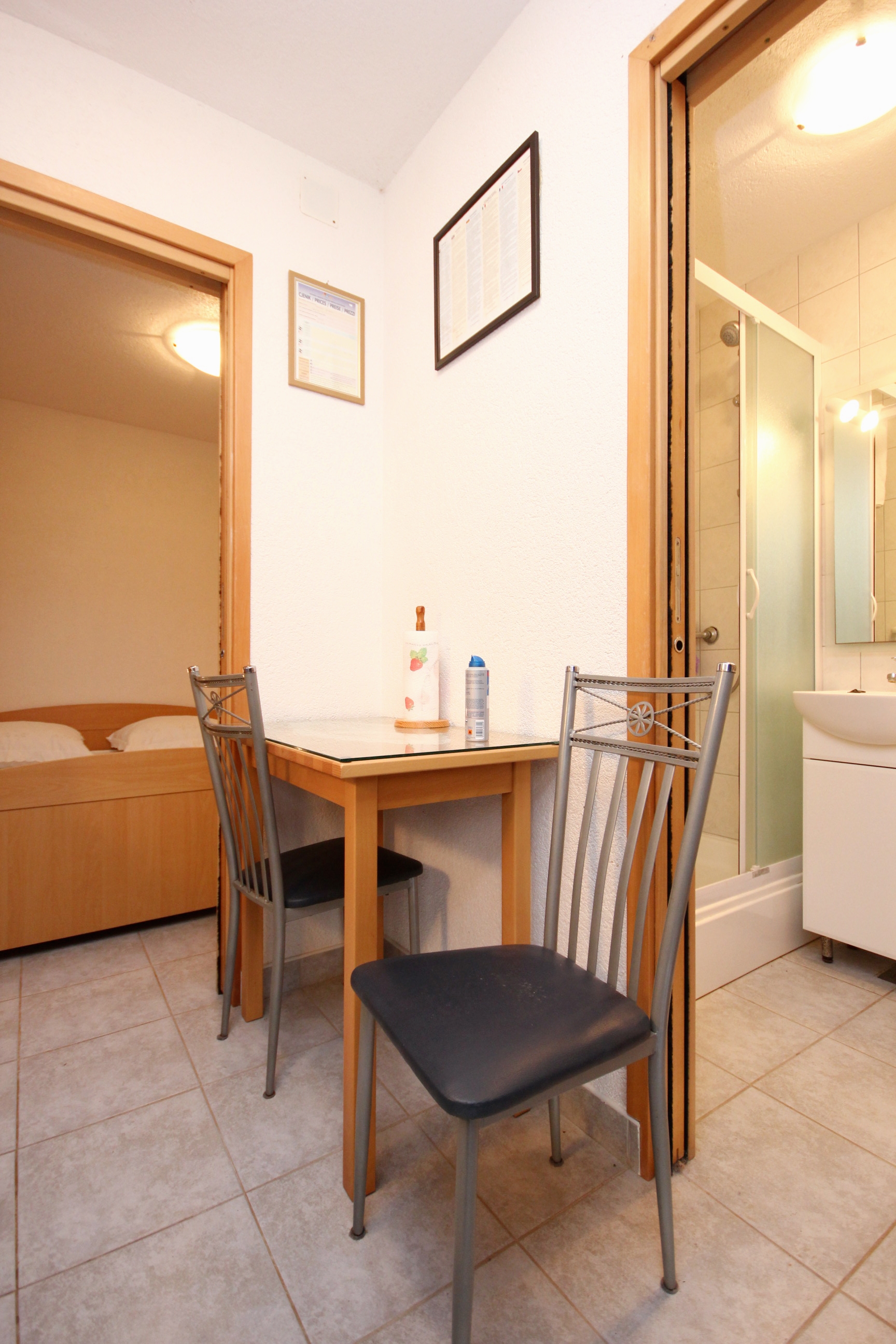 Studio flat near beach Vinišće, Trogir (AS-10006-a) Studio flat near beach Vinišće, Trogir (AS-10006-a)