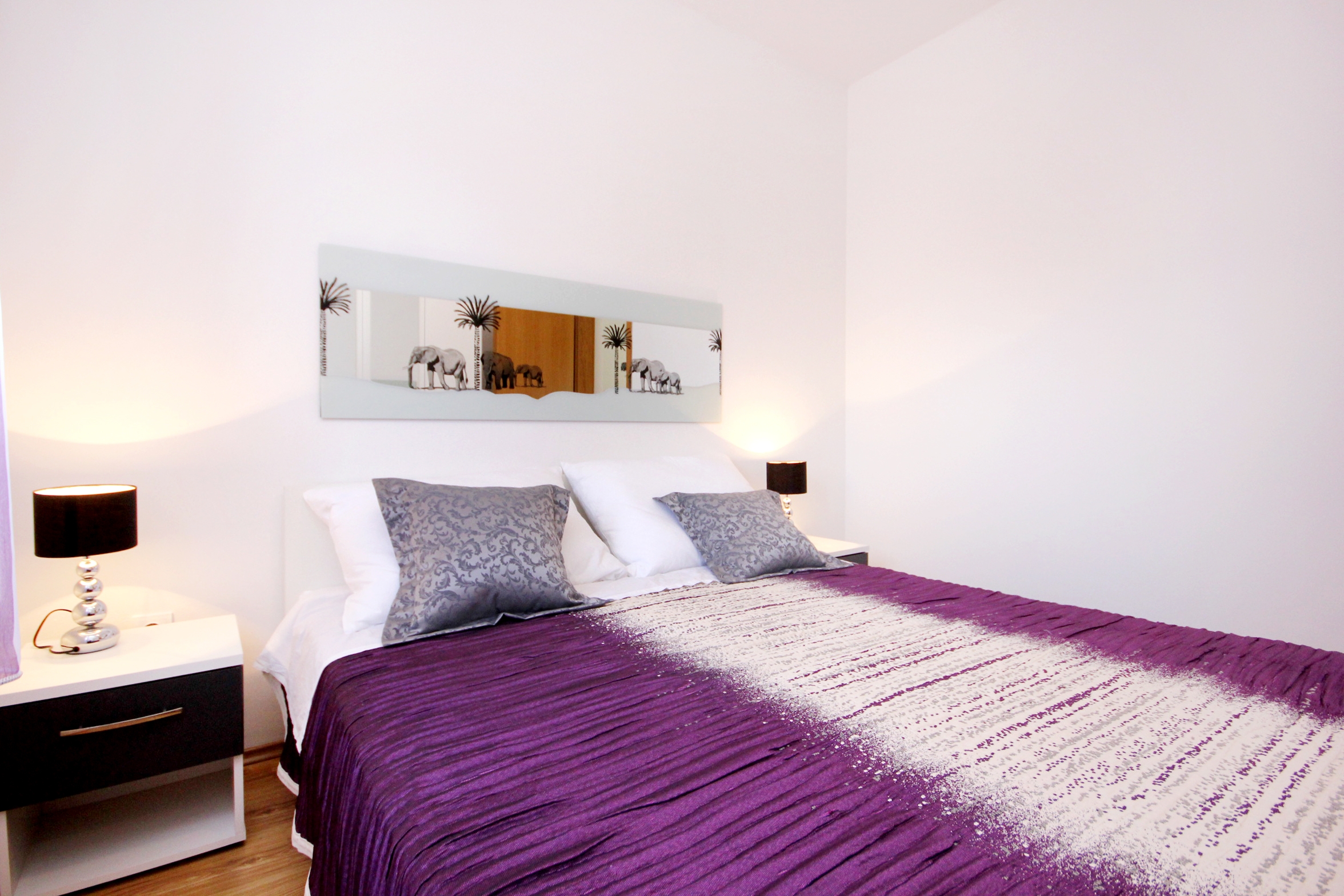 Two bedroom apartment with terrace Vinišće, Trogir  A-b