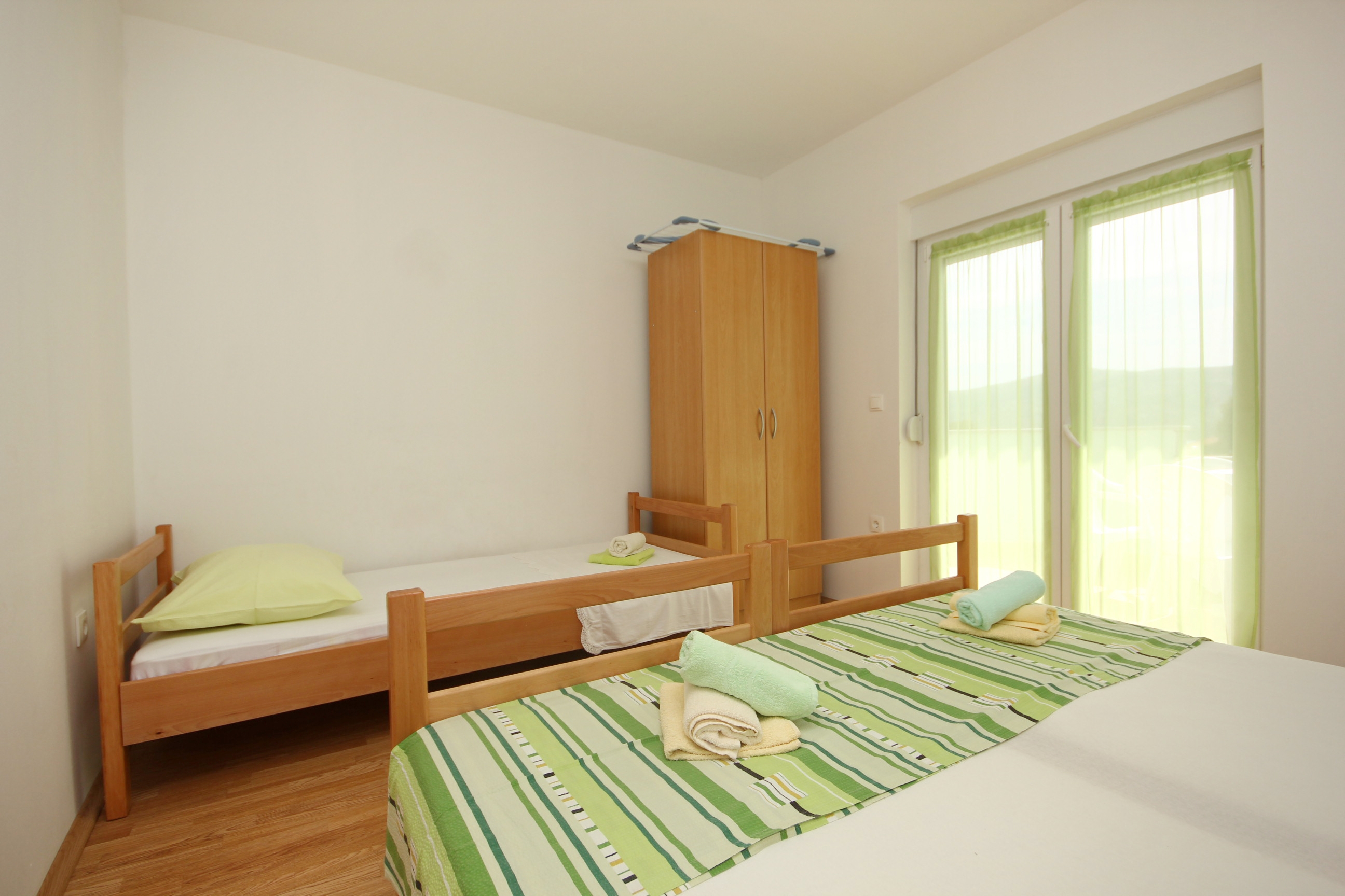 One bedroom apartment with terrace and sea view Poljica, Trogir  A-a