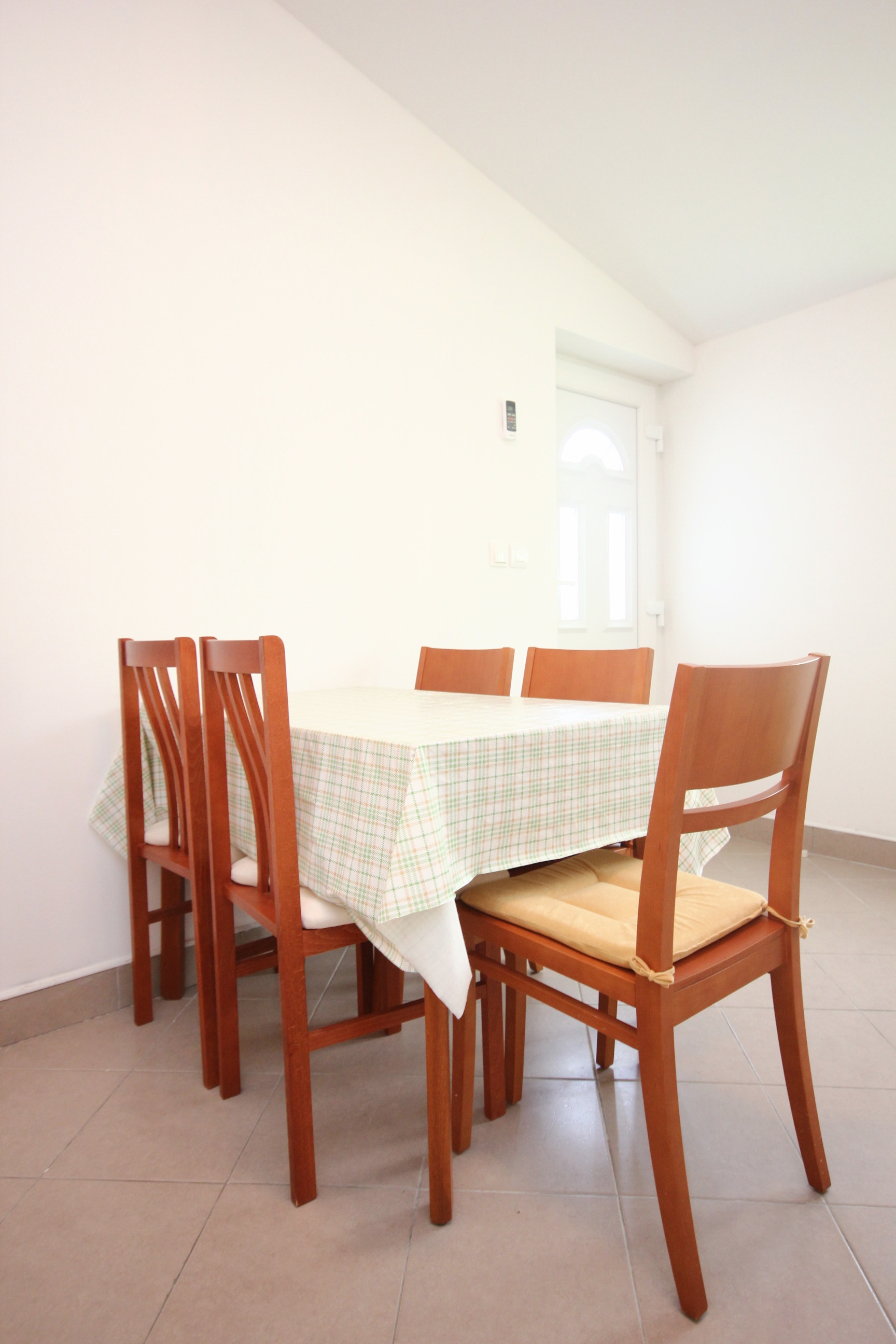 One bedroom apartment with terrace and sea view Poljica, Trogir  A-a