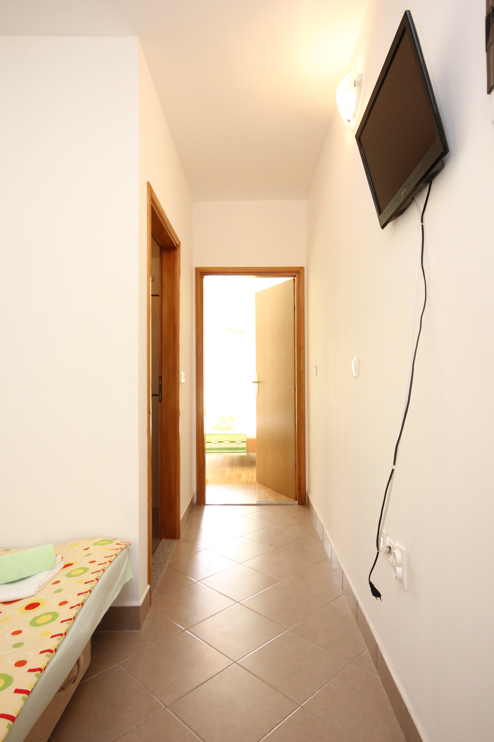 One bedroom apartment with terrace and sea view Poljica, Trogir  A-a