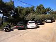 Parking lot Marušići, Omiš, Parking lot 10012 - Apartments near sea with pebble beach.