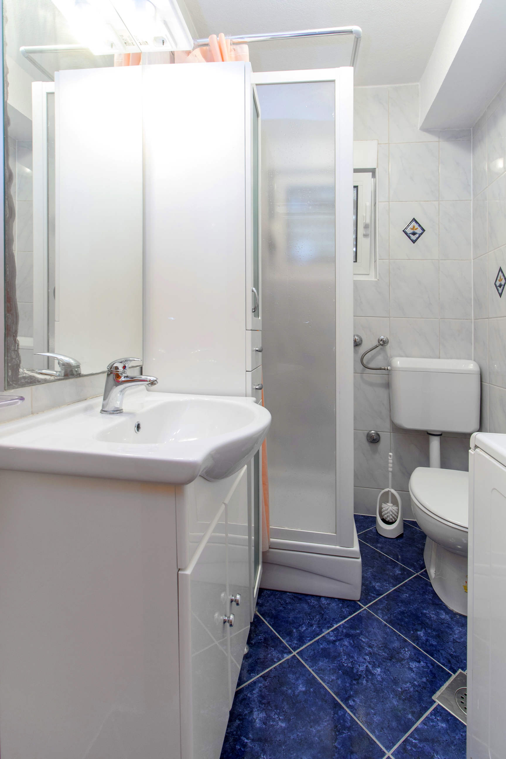 Two bedroom apartment near beach Šparadići, Šibenik  A-a