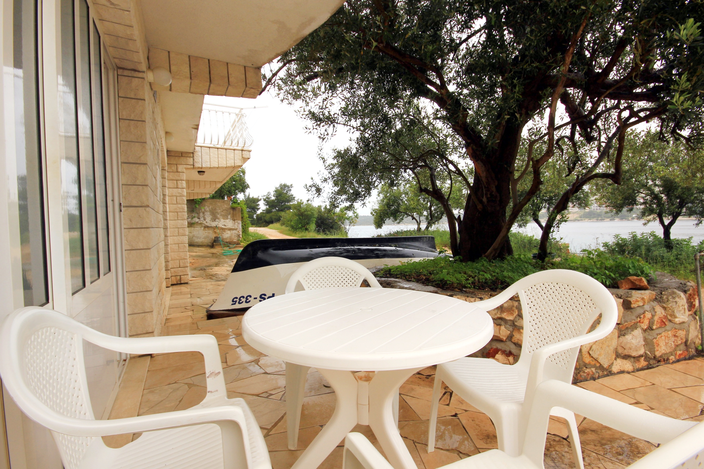 Two bedroom apartment near beach Šparadići, Šibenik  A-a