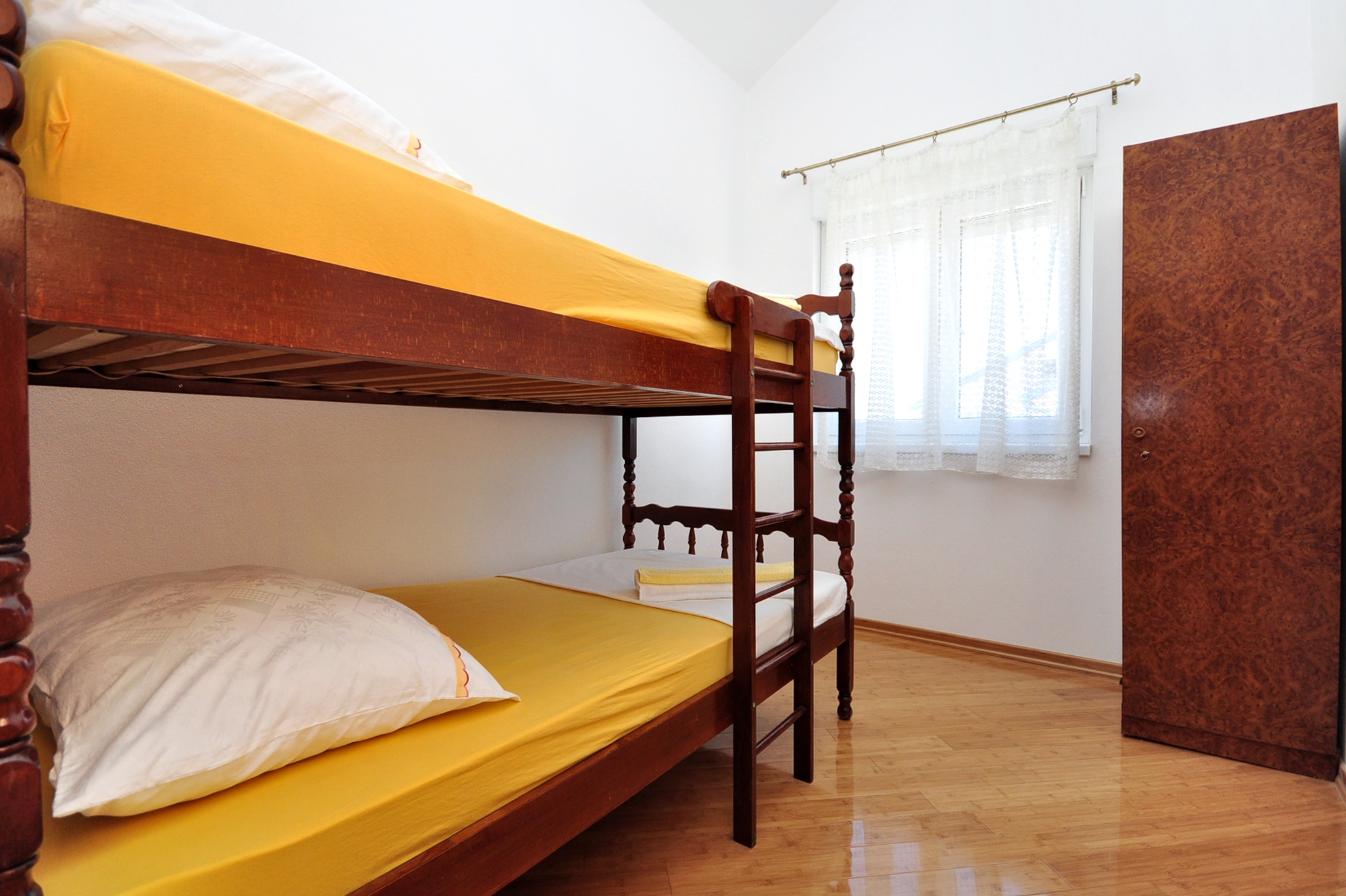 Three bedroom apartment with terrace Vodice  A-a