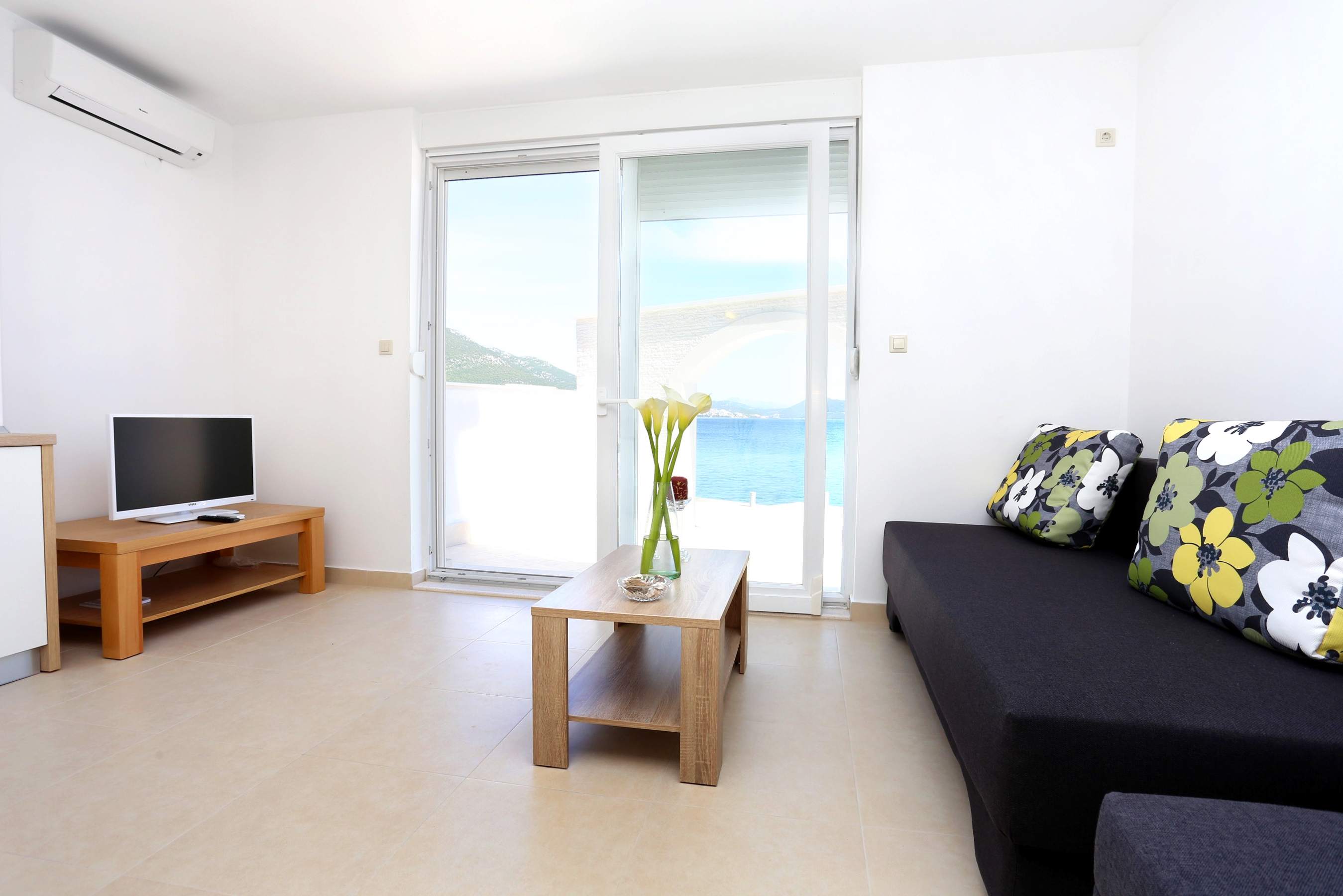 One bedroom apartment near beach Klek, Neretva Delta - Ušće Neretve (A-10031-a)
