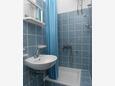 Bathroom 1 Igrane, Bathroom 1 in the apartment, (pet friendly) and WiFi.
