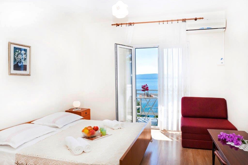 Top Omiš Pisak Top Omiš Pisak