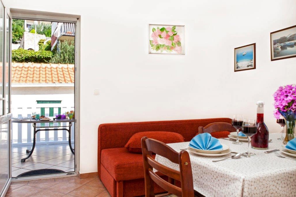 Top Omiš Pisak Top Omiš Pisak