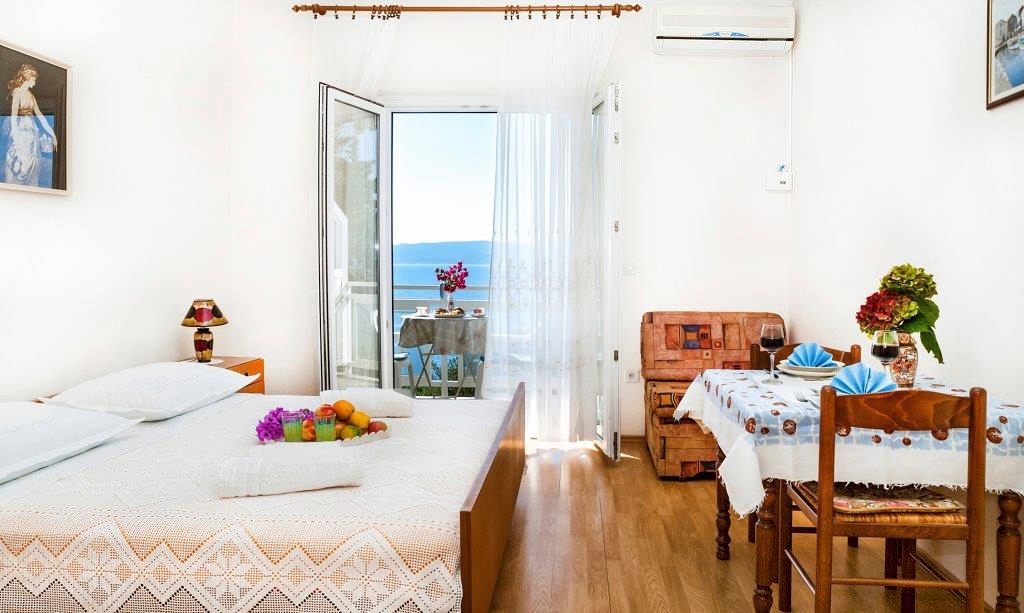 Top Omiš Pisak Top Omiš Pisak