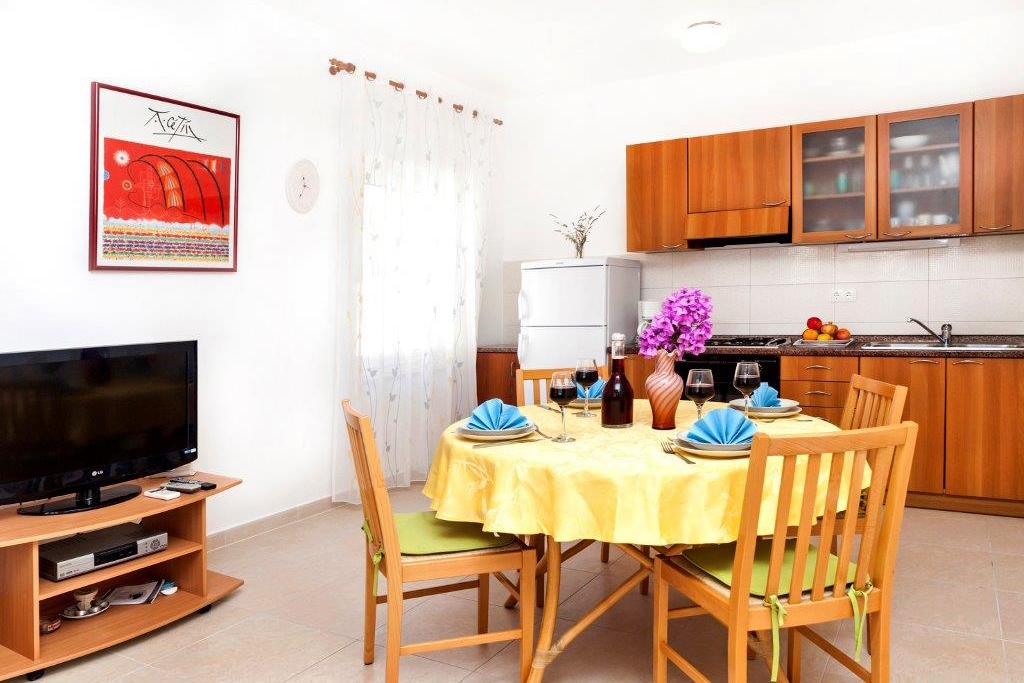 Top Omiš Pisak Top Omiš Pisak