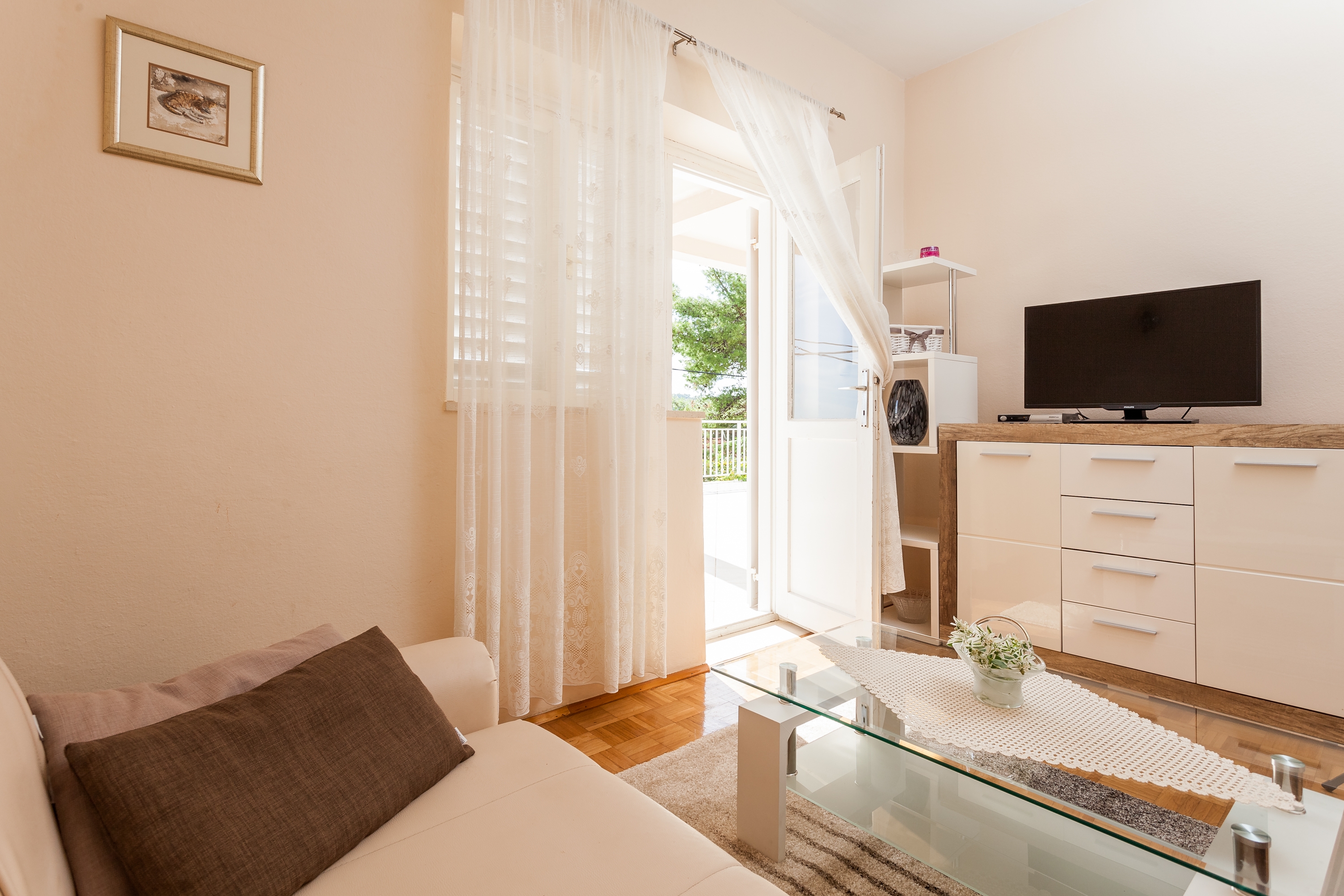 Three bedroom apartment near beach Lumbarda, Korčula (A-10049-a)