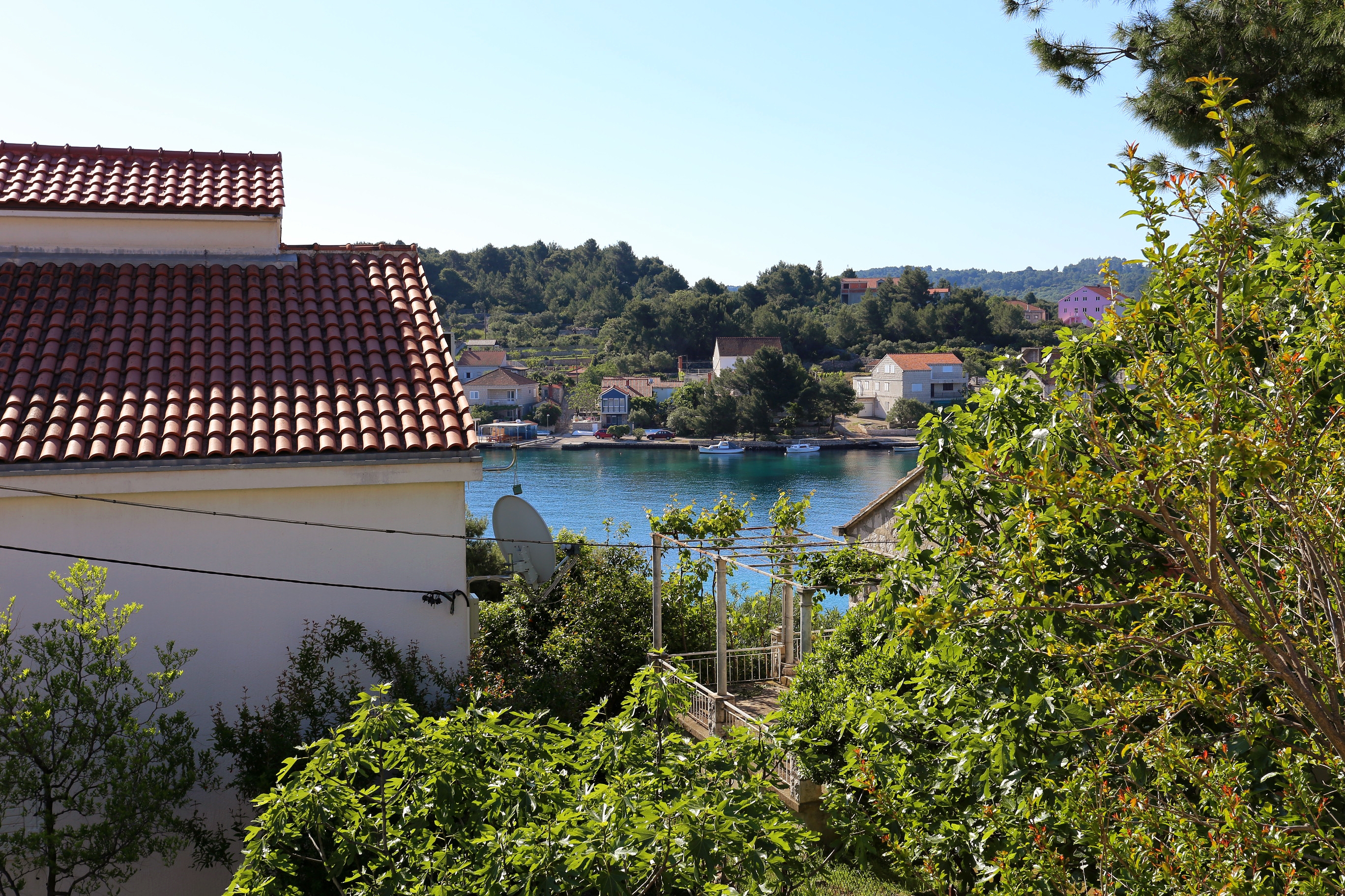 Three bedroom apartment near beach Lumbarda, Korčula  A-a