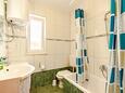 Ванная комната Korčula, Ванная комната в размещении типа apartment, Домашние животные допускаются и WiFi.