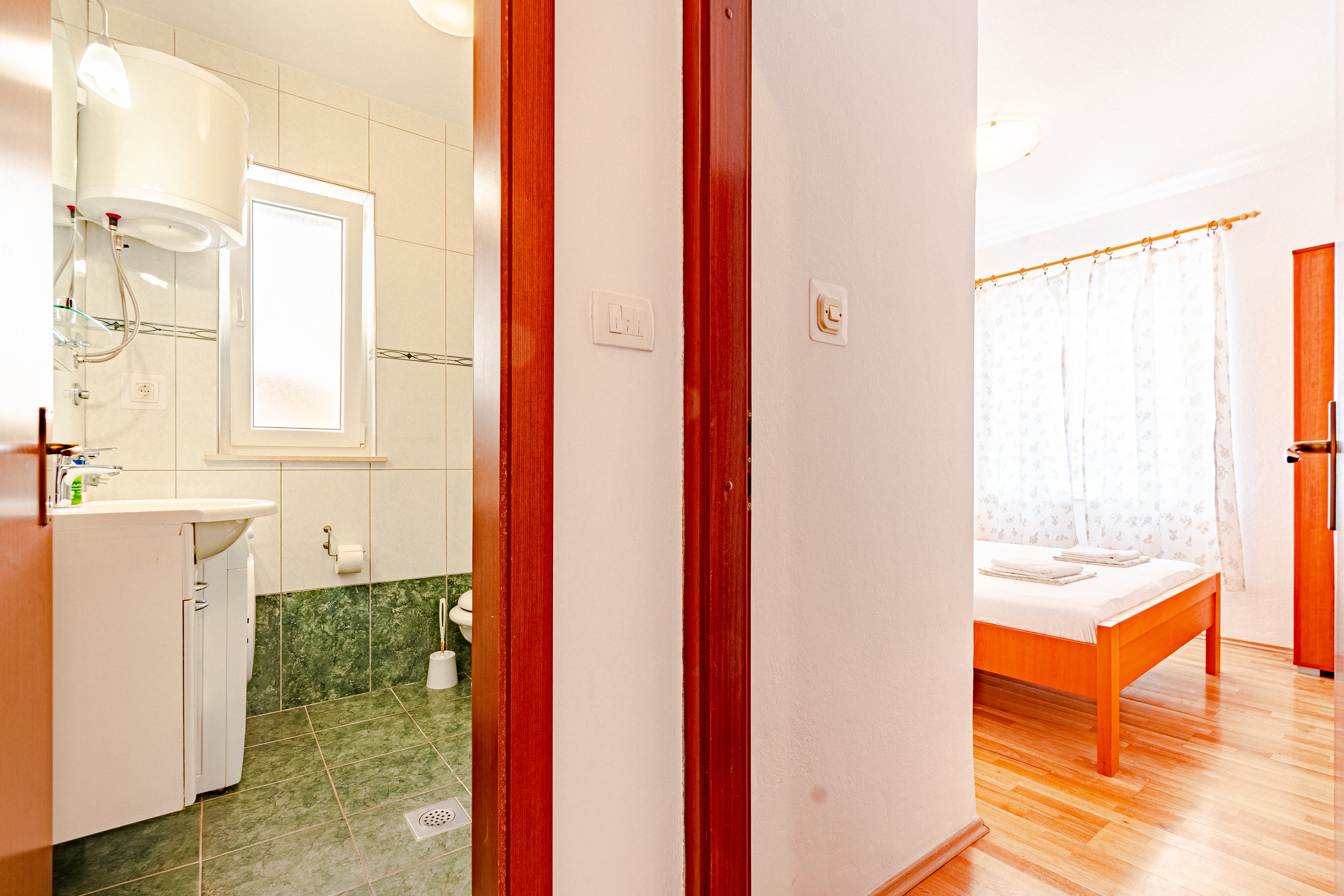 Two bedroom apartment with terrace and sea view Korčula  A-a