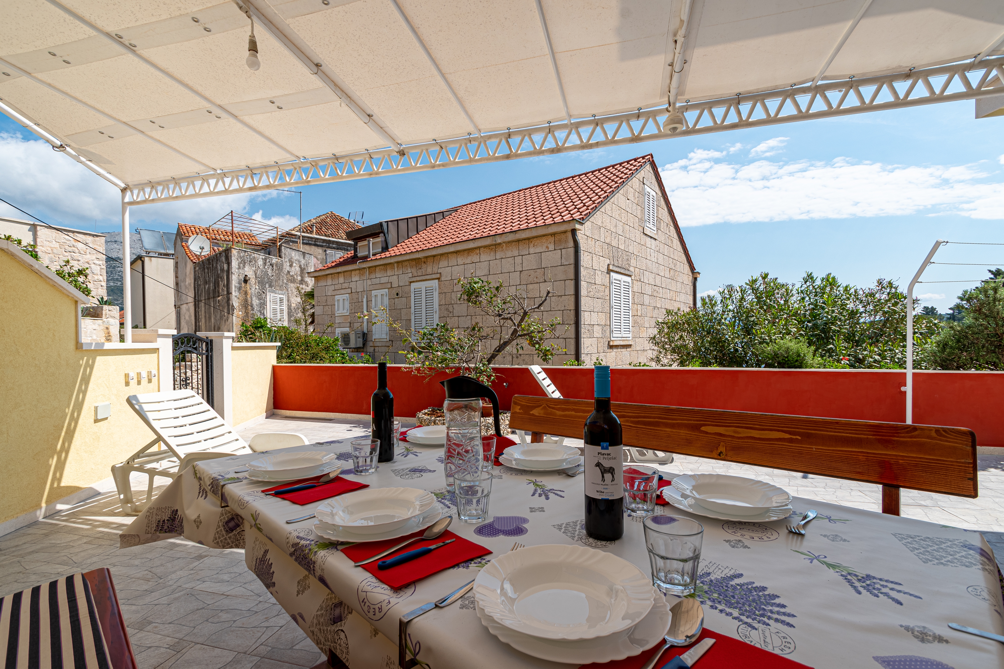 Two bedroom apartment with terrace and sea view Korčula  A-a