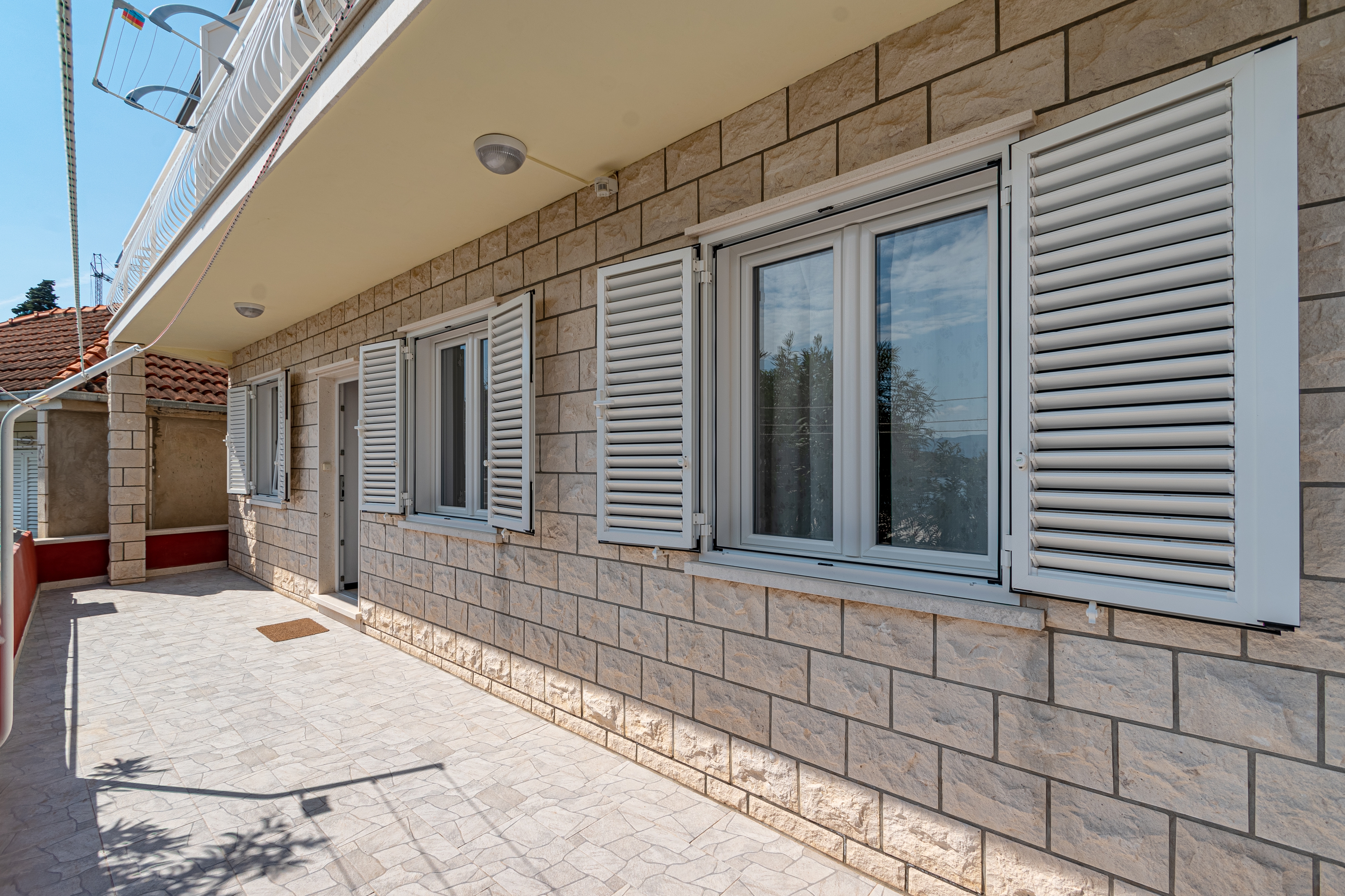 Two bedroom apartment with terrace and sea view Korčula  A-a