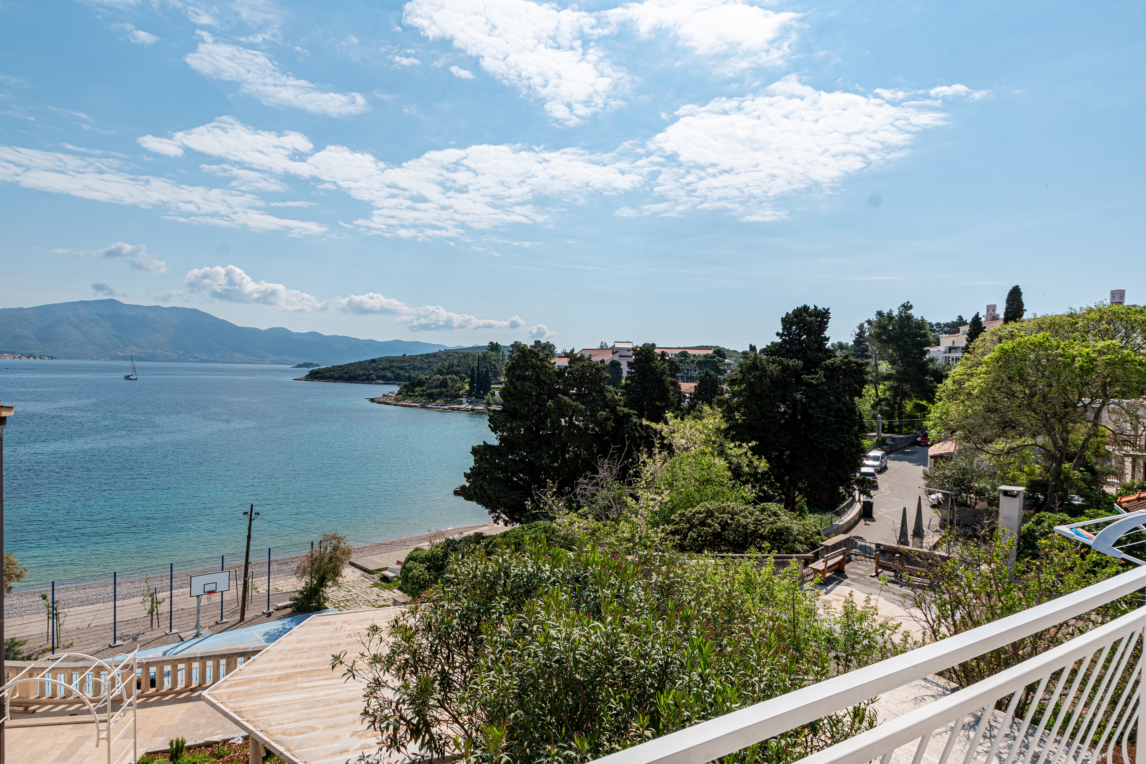 One bedroom apartment with balcony and sea view Korčula  A-b