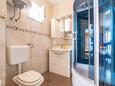 Ванная комната Korčula, Ванная комната в размещении типа studio-apartment, Домашние животные допускаются и WiFi.