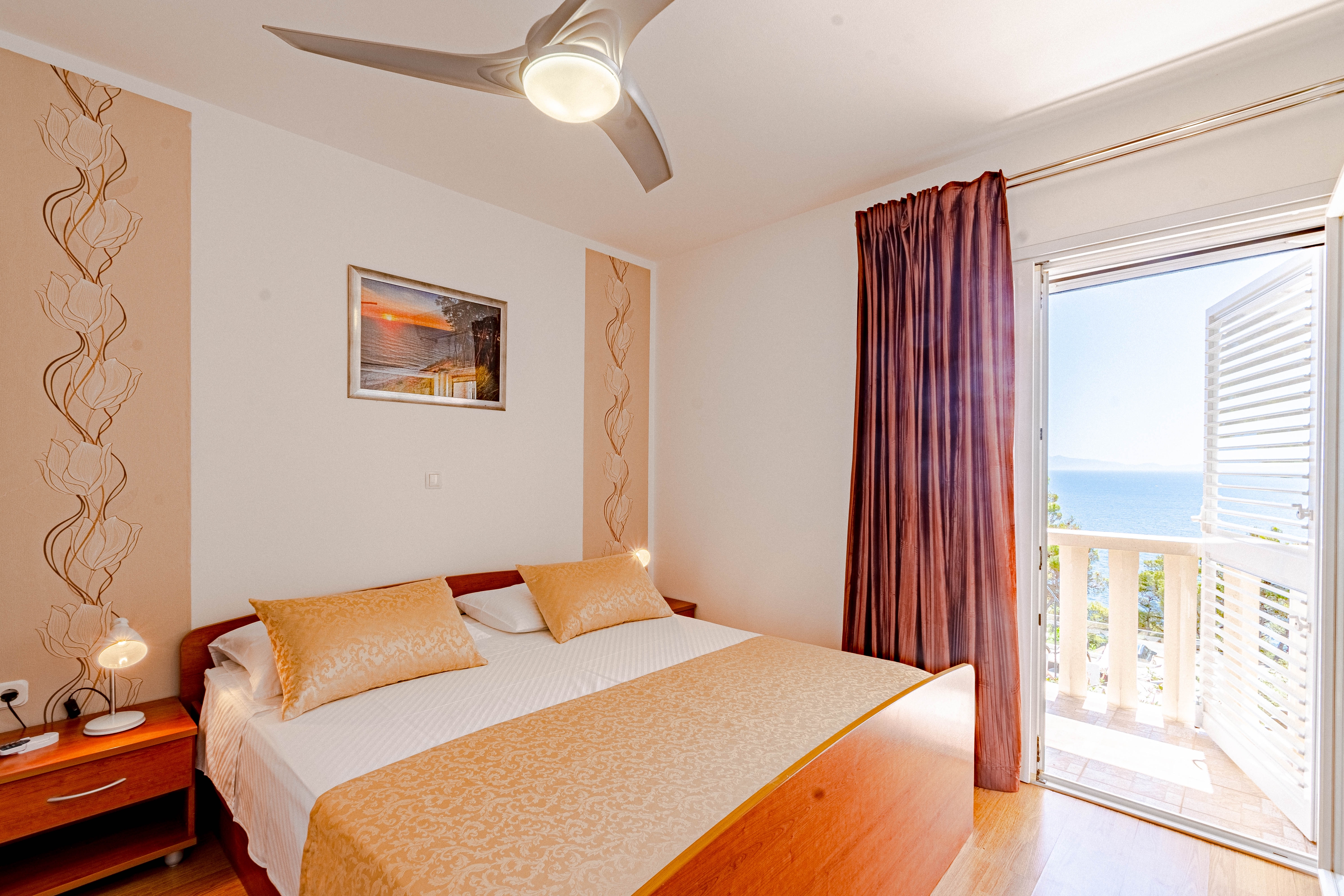 Two bedroom apartment near beach Prižba, Korčula  A-a