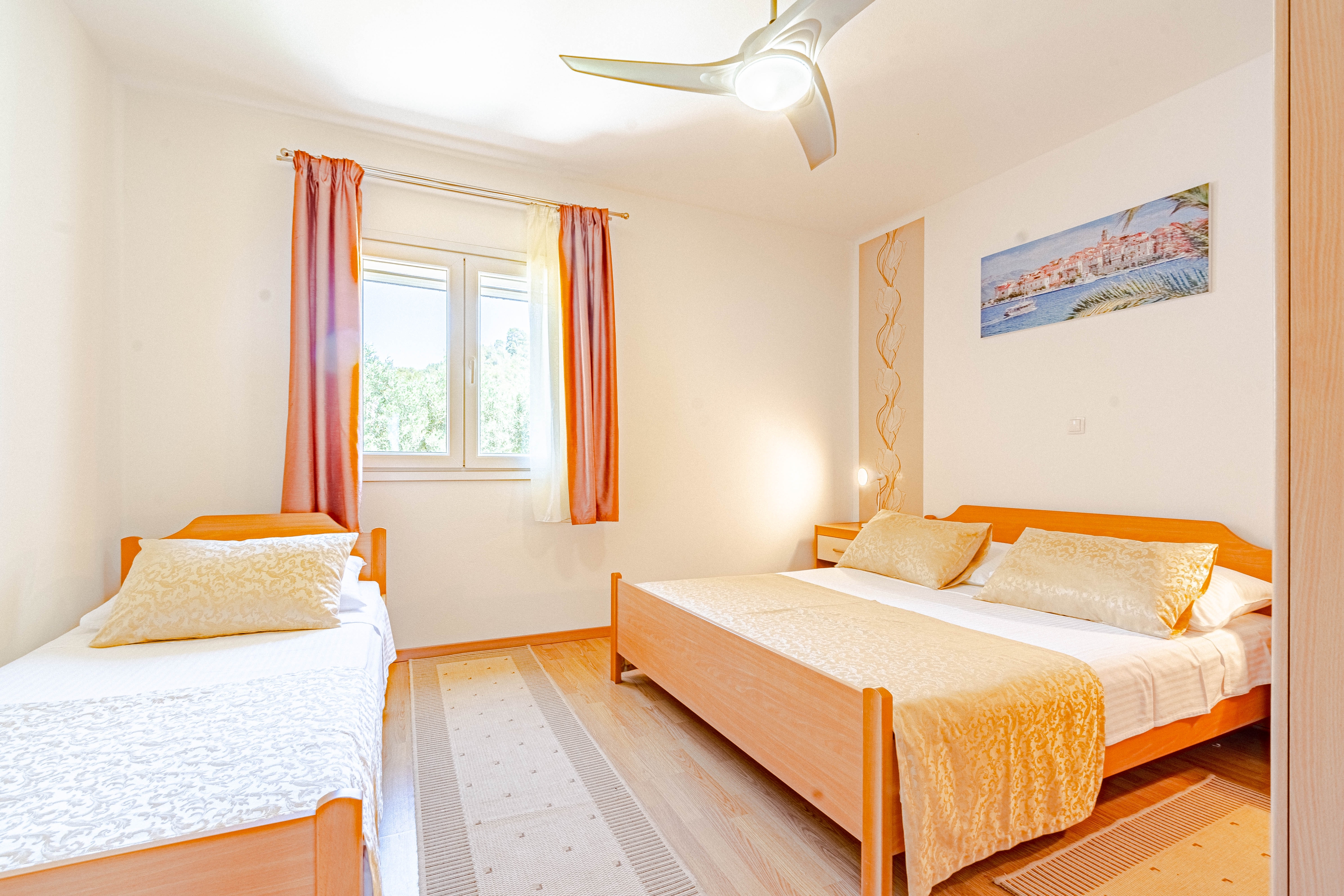 Two bedroom apartment near beach Prižba, Korčula  A-a