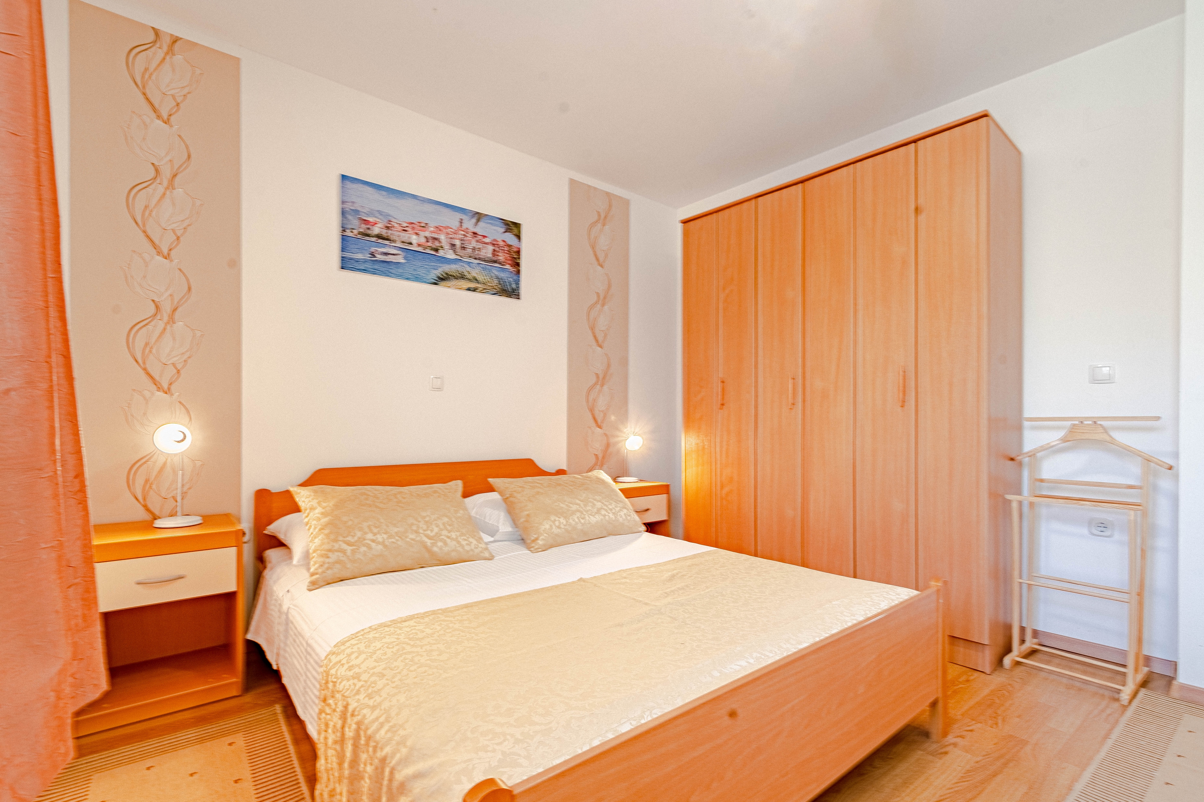 Two bedroom apartment near beach Prižba, Korčula  A-a