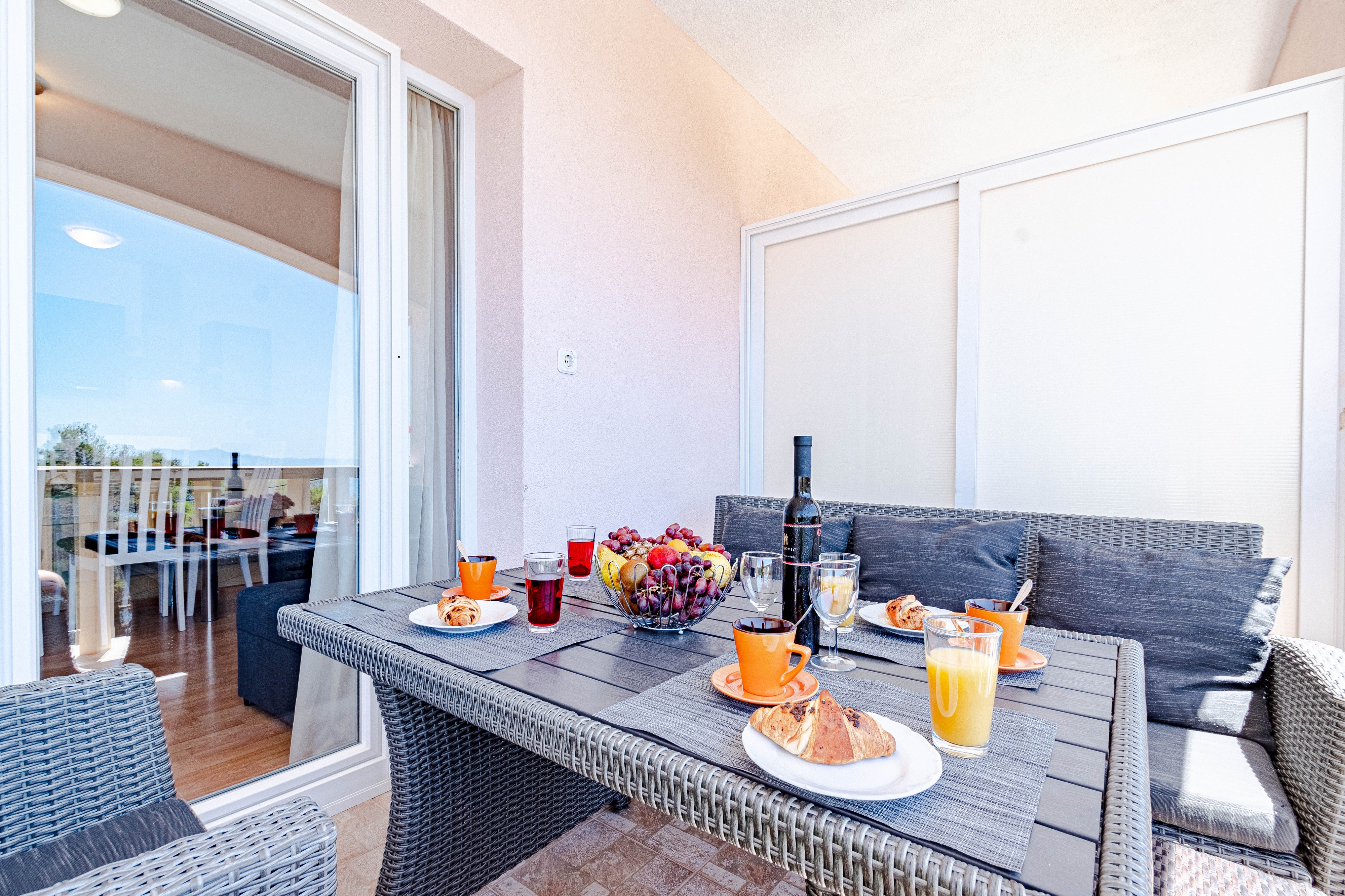 Two bedroom apartment near beach Prižba, Korčula  A-a